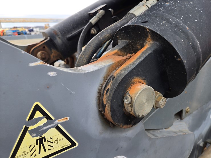 skyjack-sj1056ths-image-57