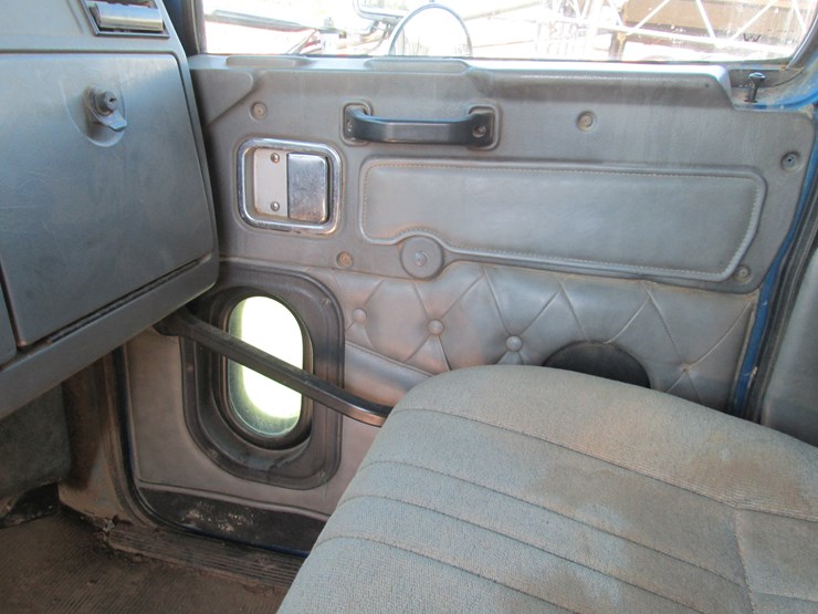 1999-caterpillar-c7-image-38