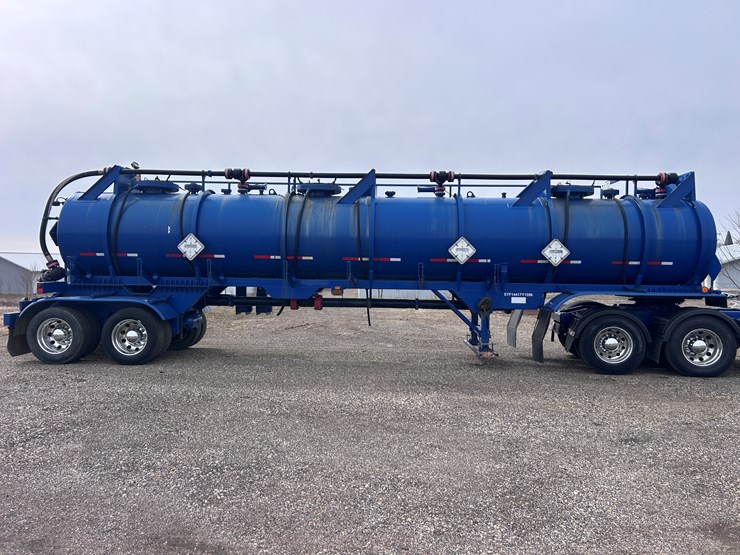 #1003-•-2017-worley-welding-works-tanker-trailer-image-6