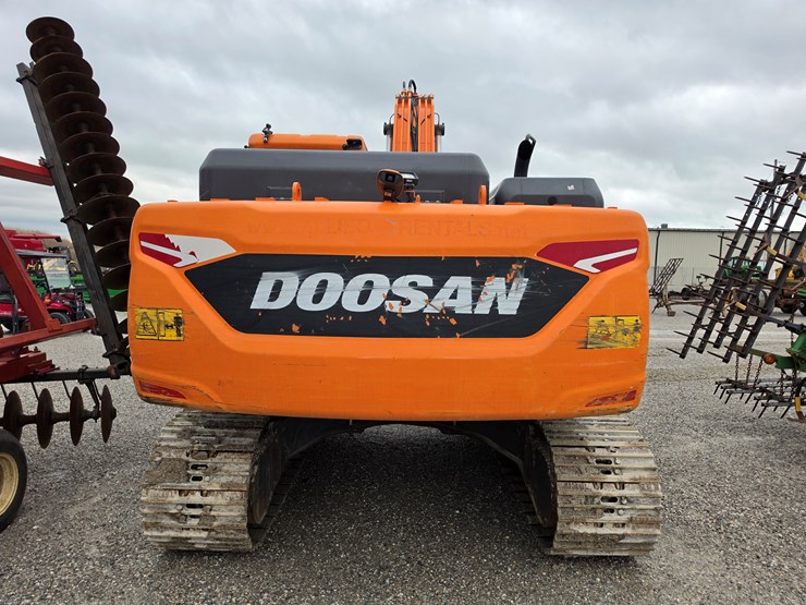 2022-doosan-dx225-lc-image-16