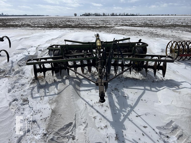 john-deere-2555-image-2