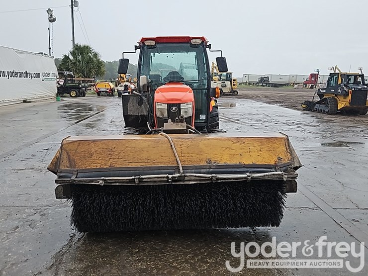 2020-kubota-l6060-image-10