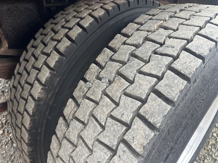 2008-kenworth-t370-image-60