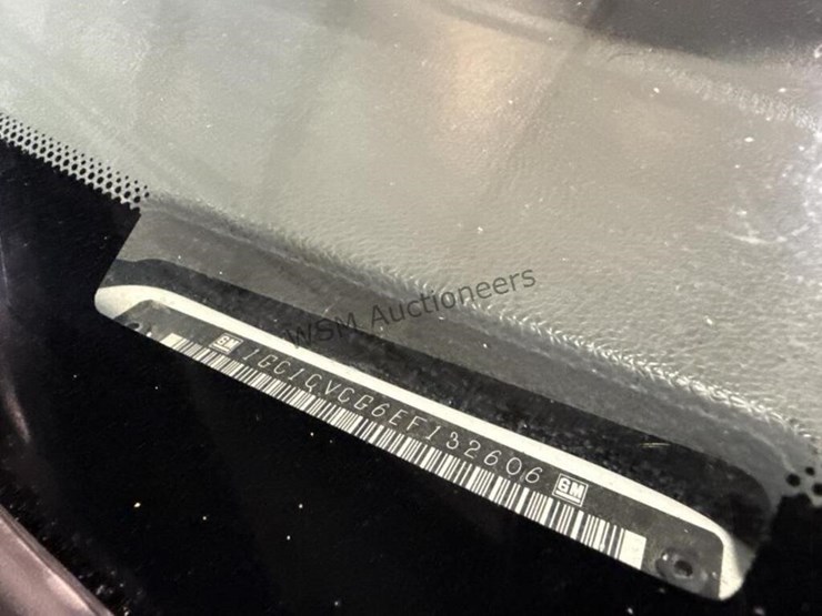 2014-chevrolet-silverado-2500hd-image-15