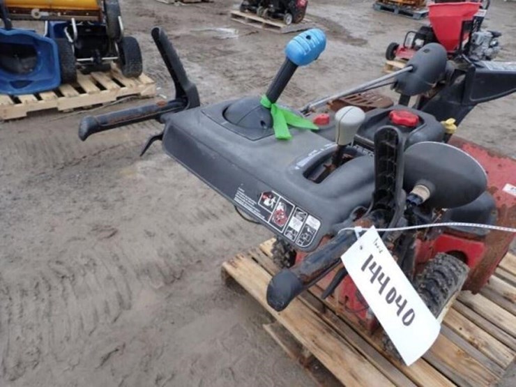 toro-power-max-828-lxe-snowblower-image-10