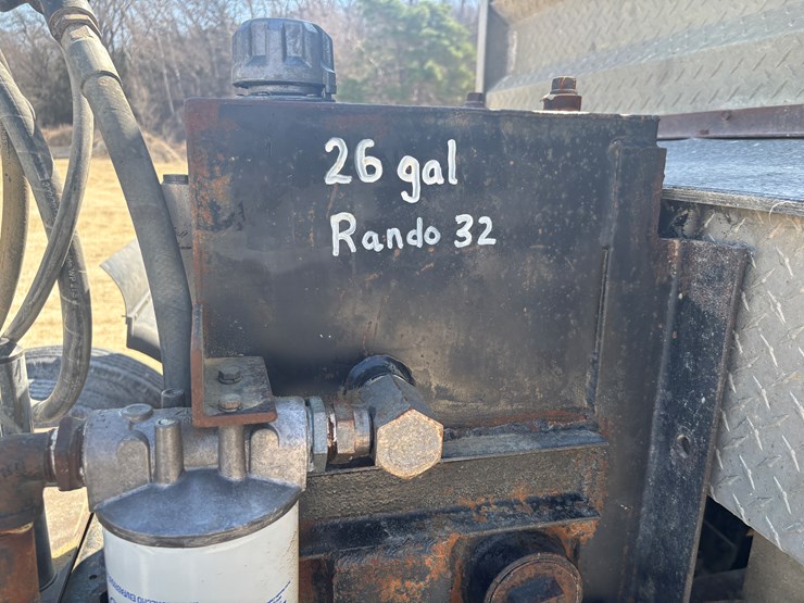 1994-international-9400-image-61