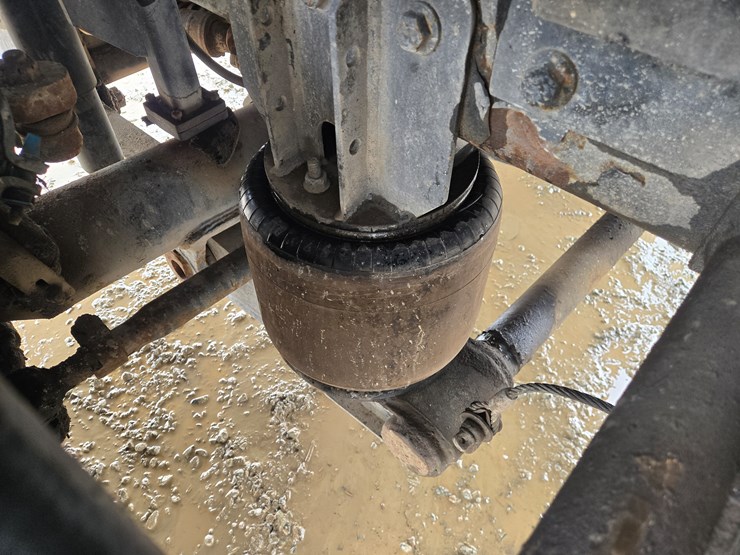 massey-ferguson-8-image-96