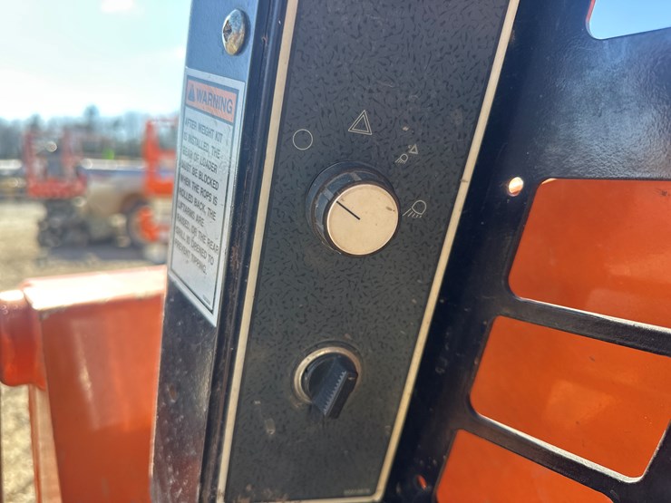 2020-gehl-rt105-image-38