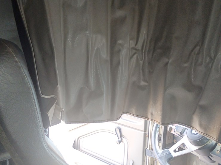 2000-international-9200i-image-46