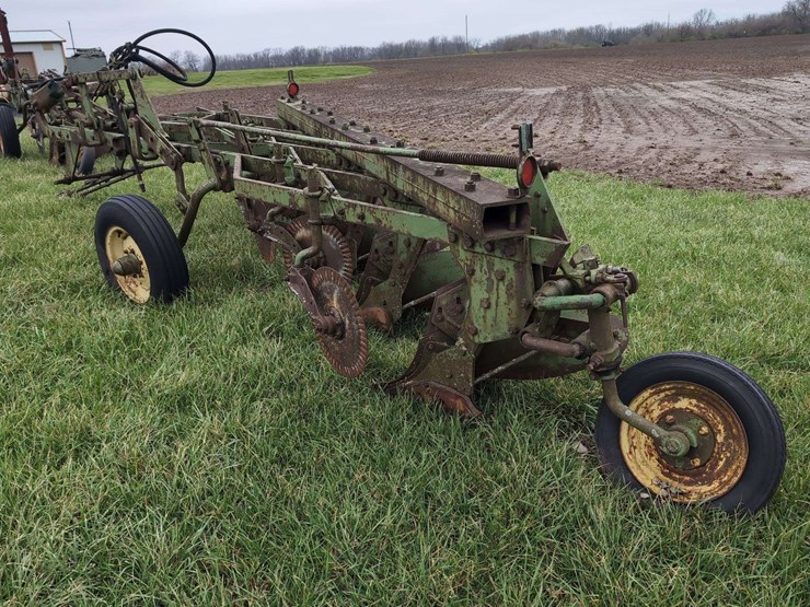 tractor-plow-attachment-image-9