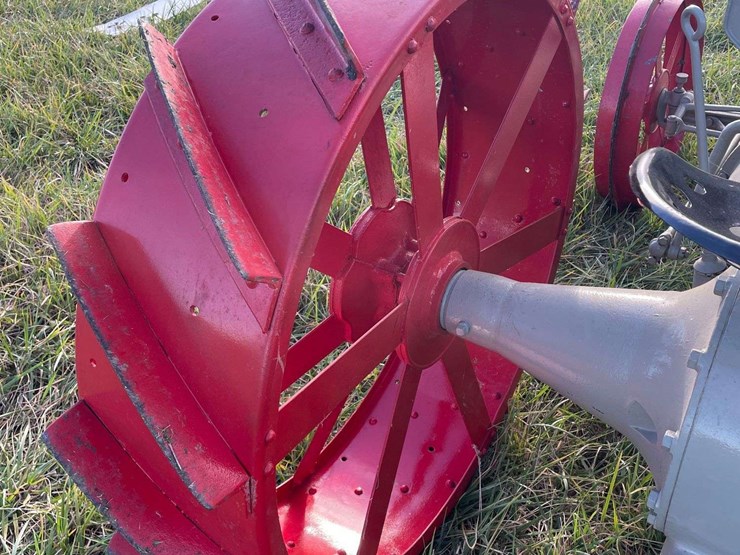 1918-fordson-tractor-image-52
