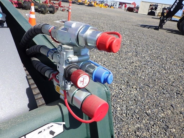 2026-stag-tl450-skid-steer-tracked-loader-image-14