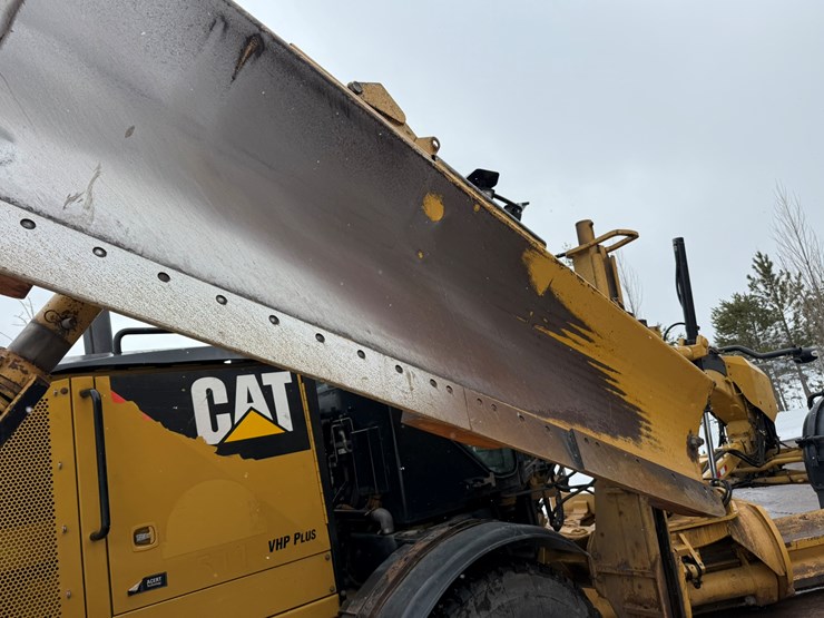caterpillar-160m-image-63