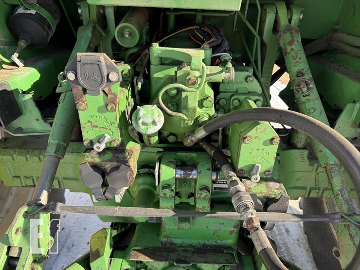 john-deere-4440-image-10