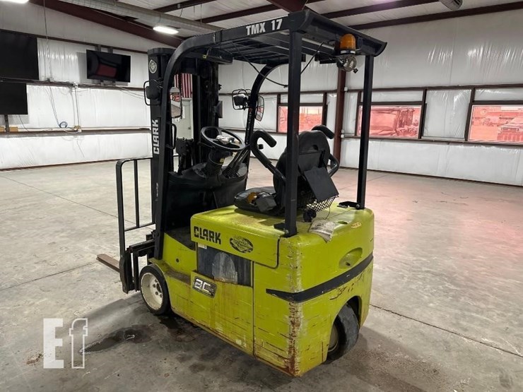 clark-tmx17-image-4