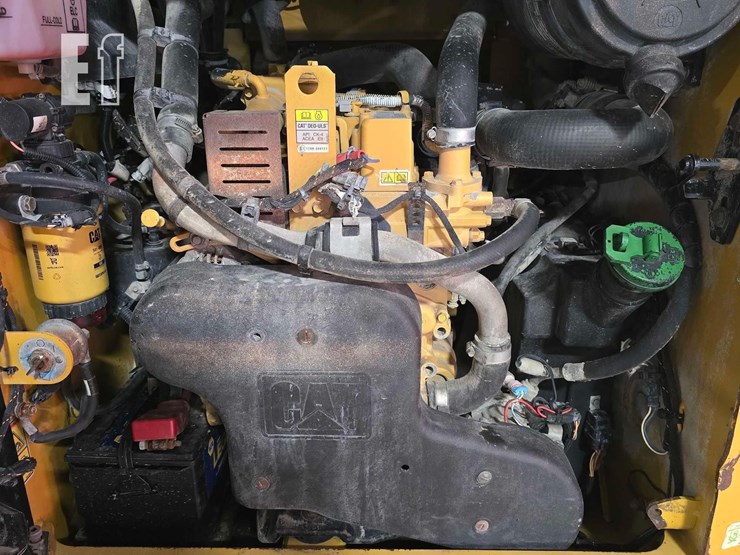 2020-caterpillar-289d3-image-20