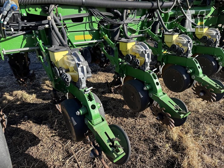 john-deere-1770-image-60