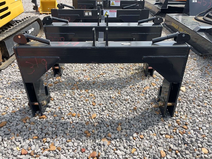 wolverine-class-2-tractor-quick-hitch-image-1