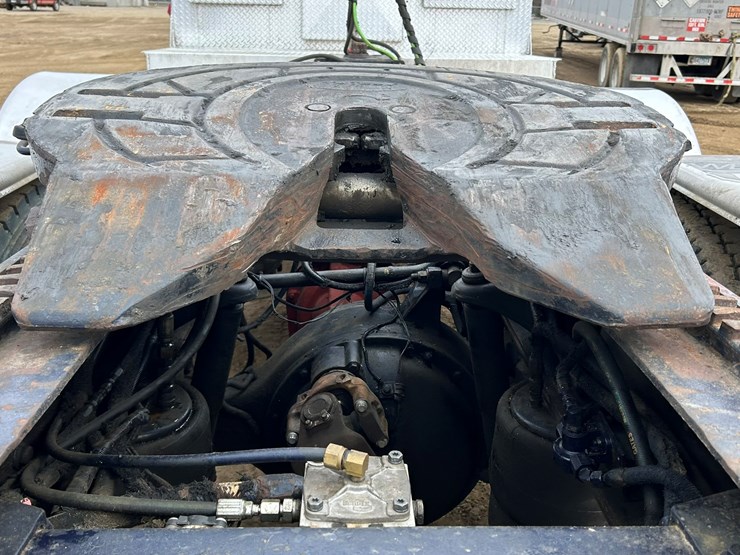 2006-caterpillar-c15-image-39