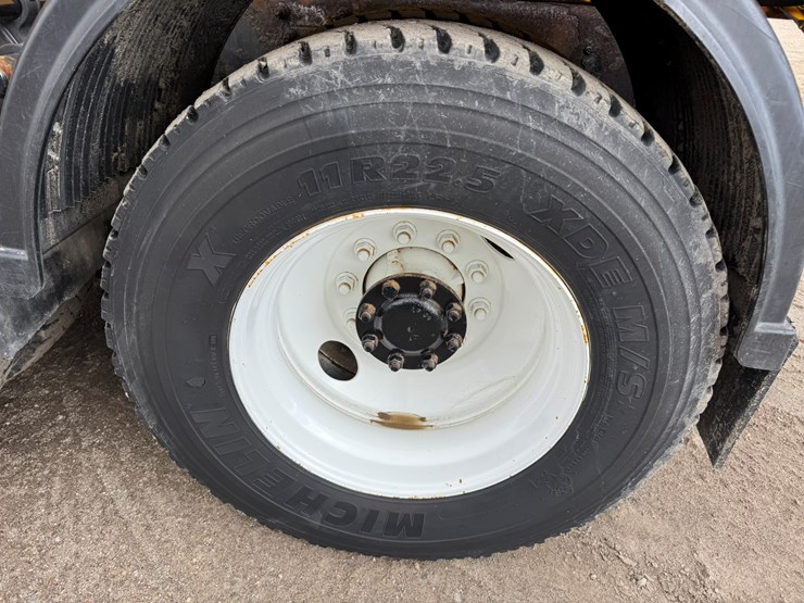 2009-international-workstar-7500-image-104