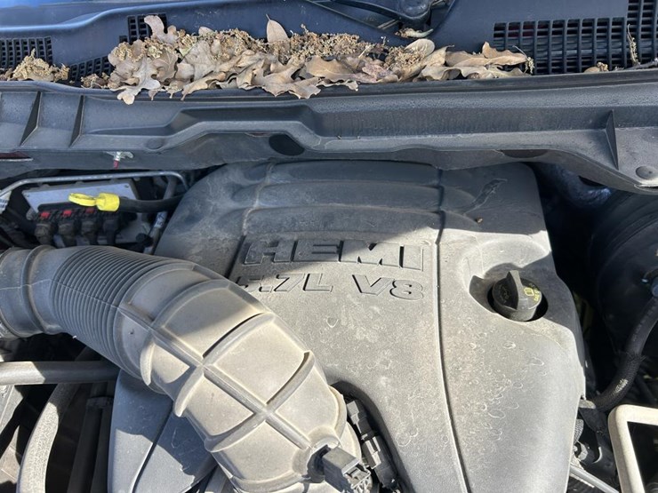 2012-dodge-ram-1500-image-19