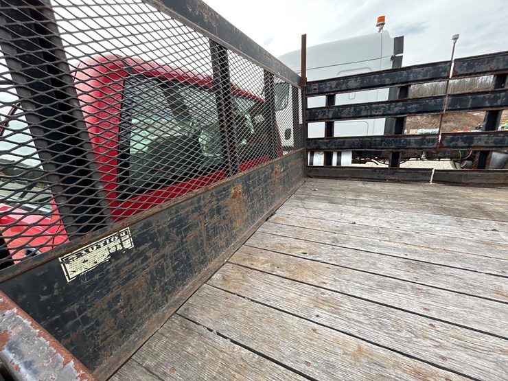 2006-chevrolet-3500-image-24