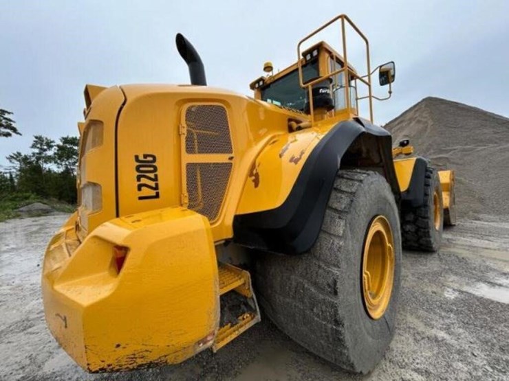 2012-volvo-l220g-image-31