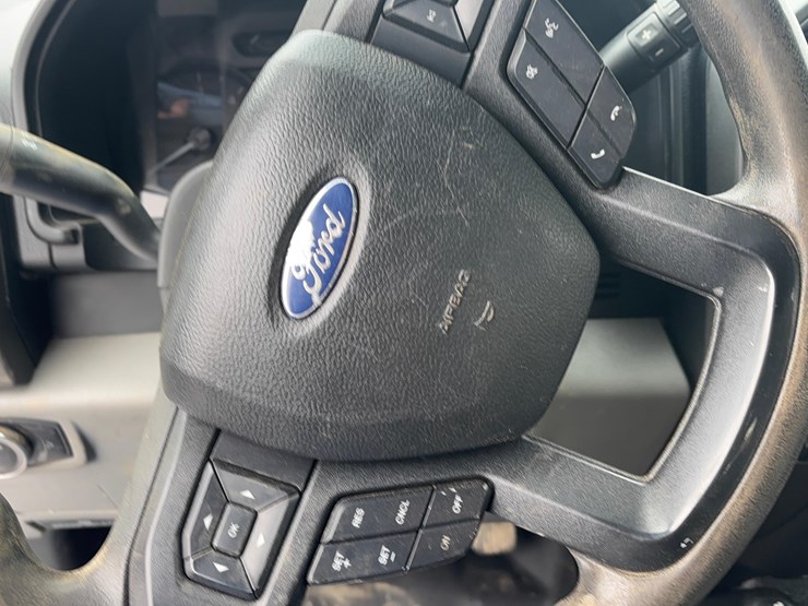 2019-ford-f550-image-10