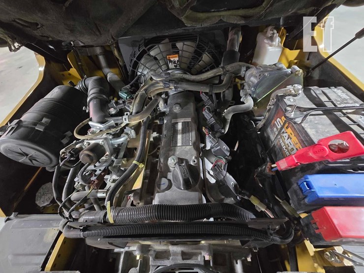 2019-caterpillar-gp25n-image-21