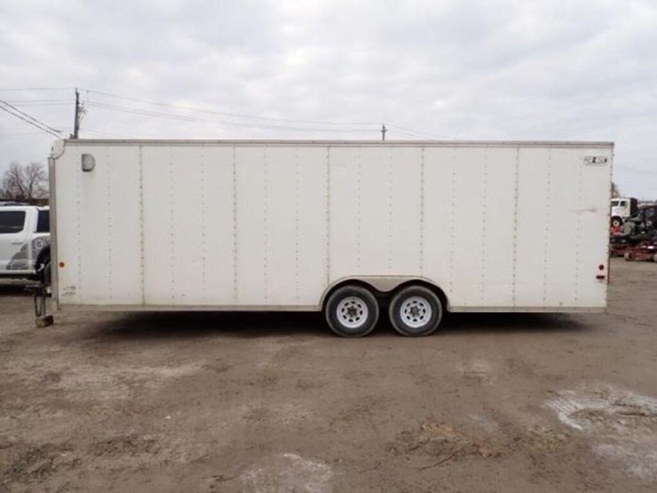 2011-car-mate-trailers-24-ft-t/a-enclosed-trailer-image-8