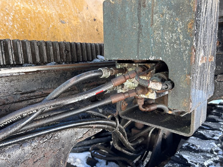 massey-ferguson-8-image-22