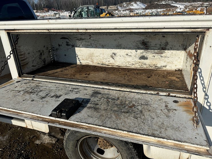 2015-ford-f350-image-23