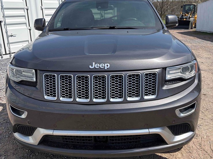 2015-jeep-grand-cherokee-image-2
