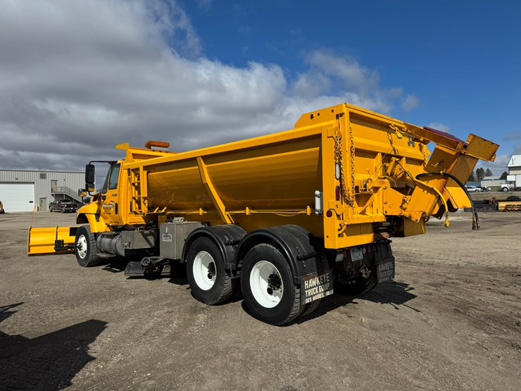 2009-international-workstar-7500-image-2