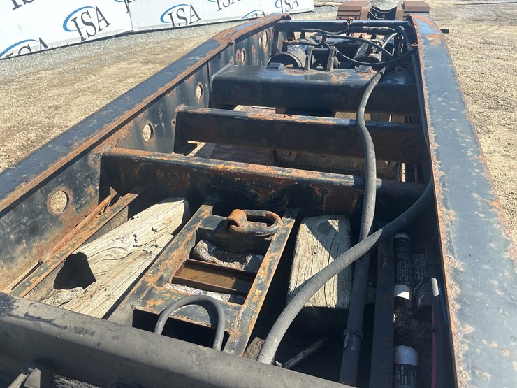 2007-massey-ferguson-8-image-9