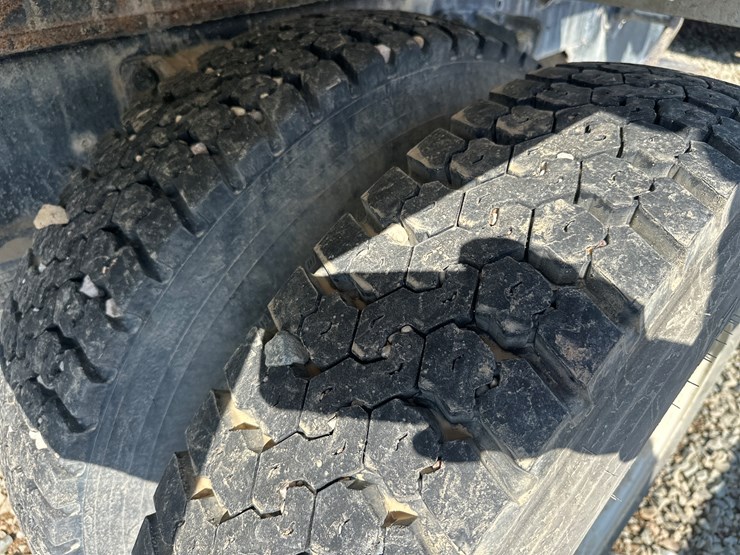 2006-ford-f650-image-55