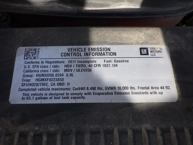 2017-chevrolet-2500hd-image-16