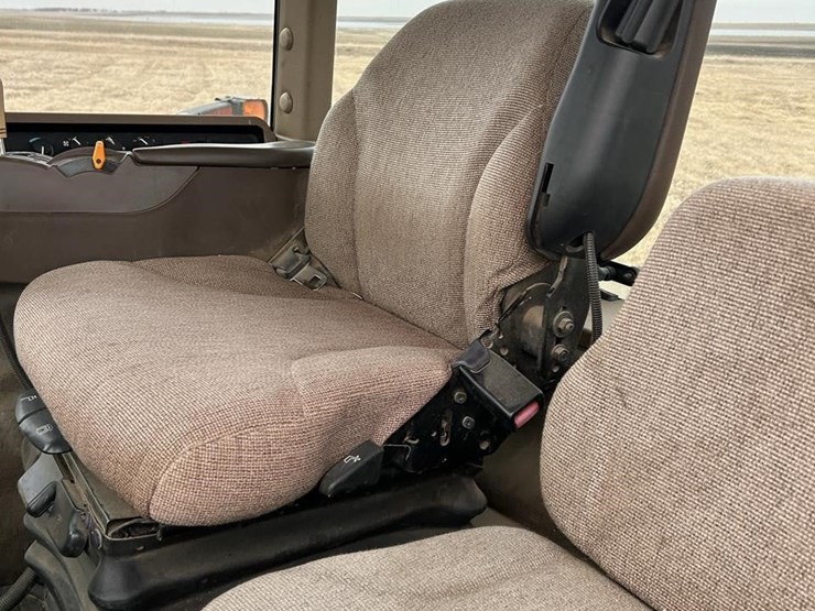 2005-john-deere-7920-image-48