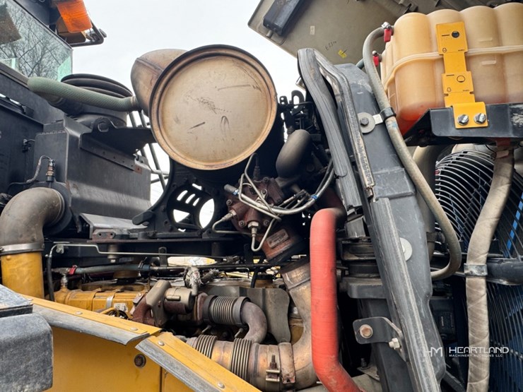 2012-caterpillar-966k-image-44