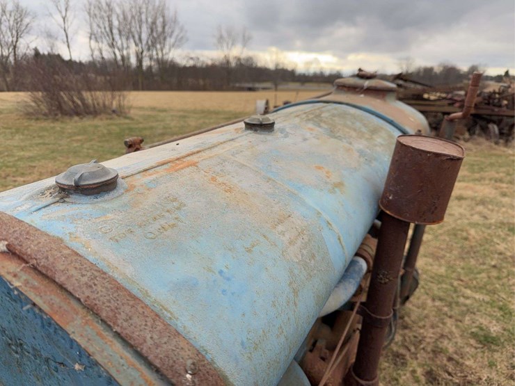 fordson-all-around-england-tractor-image-17