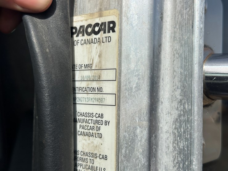 2015-peterbilt-337-image-67