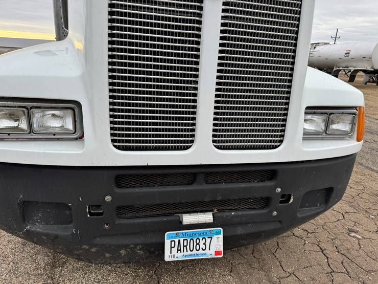 1995-kenworth-t600-image-19