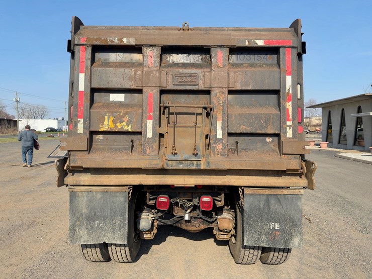 2006-mack-granite-cv713-image-4