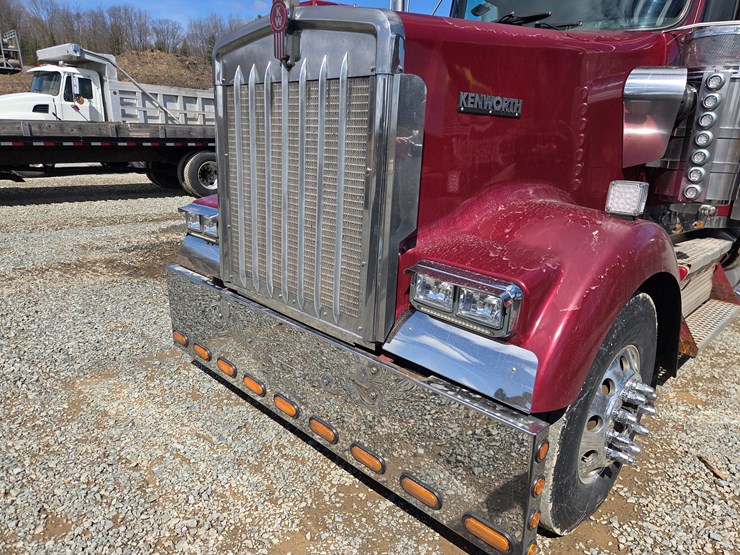 2006-kenworth-w900-image-10