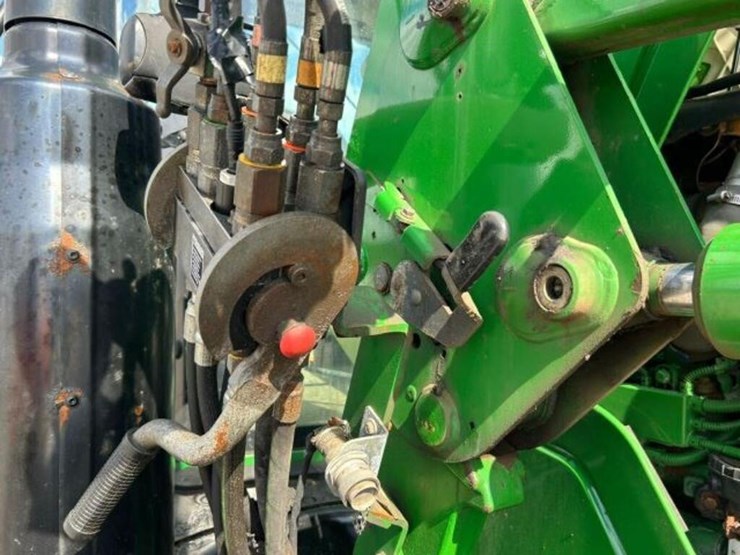 2020-john-deere-6130m-image-34