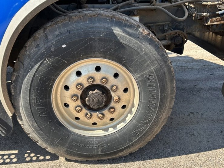 #1114-•-2005-western-star-tri-axle-heavy-haul-truck-tractor-image-75