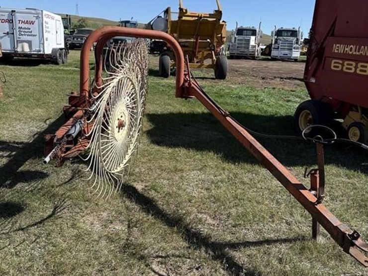 9-wheel-rake-2565-image-2