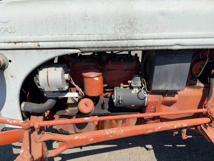 ford-tractor-image-12