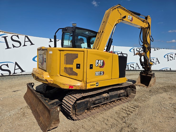 2020-caterpillar-307.5-image-5