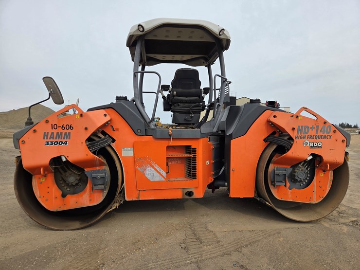 2012-hamm-hd140-image-2